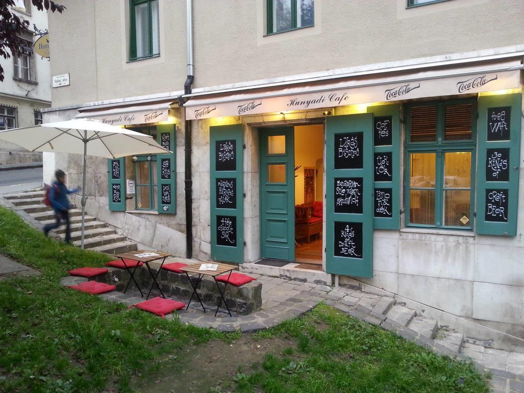 Balance Green Door 7 Hotel - Budapest — Photos 1
